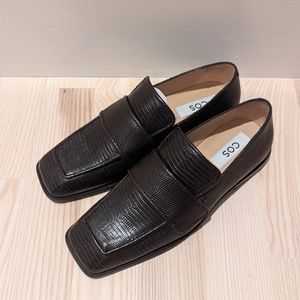 NWT COS leather shoes
